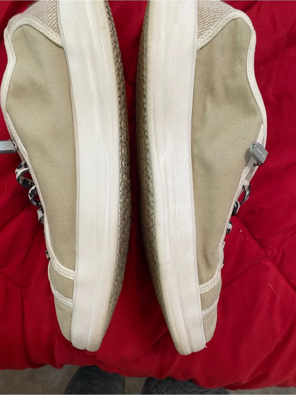 Hey Dude Women’s Karina joy Canvas Sneakers sand beige leopard Laces size 7 EUC